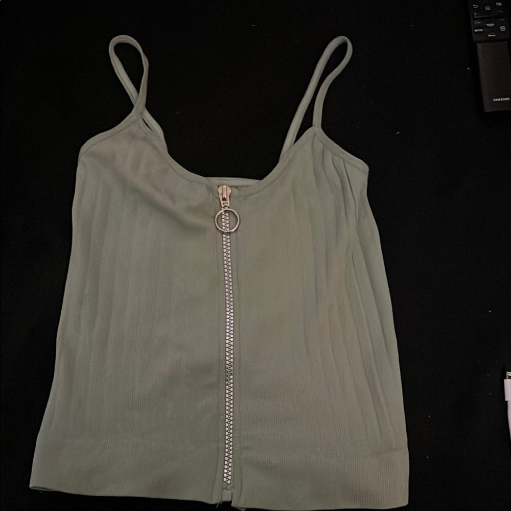 Sleek Green Zip-Up Tank Top